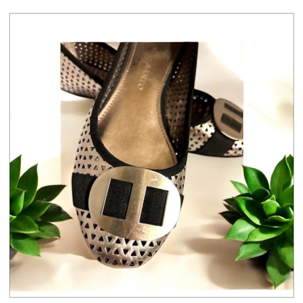 Franco Sarto Perforated Silver Leather Flat -Buckle Detail-VGUC-Sz 37-Sz 7​